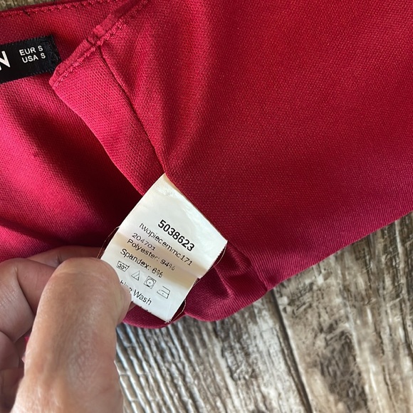 SHEIN RED MINI TOP, SMALL - Picture 6 of 11